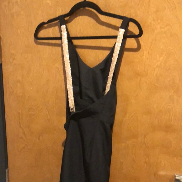 Custom made Thai black silk gown - Picture 3 of 3